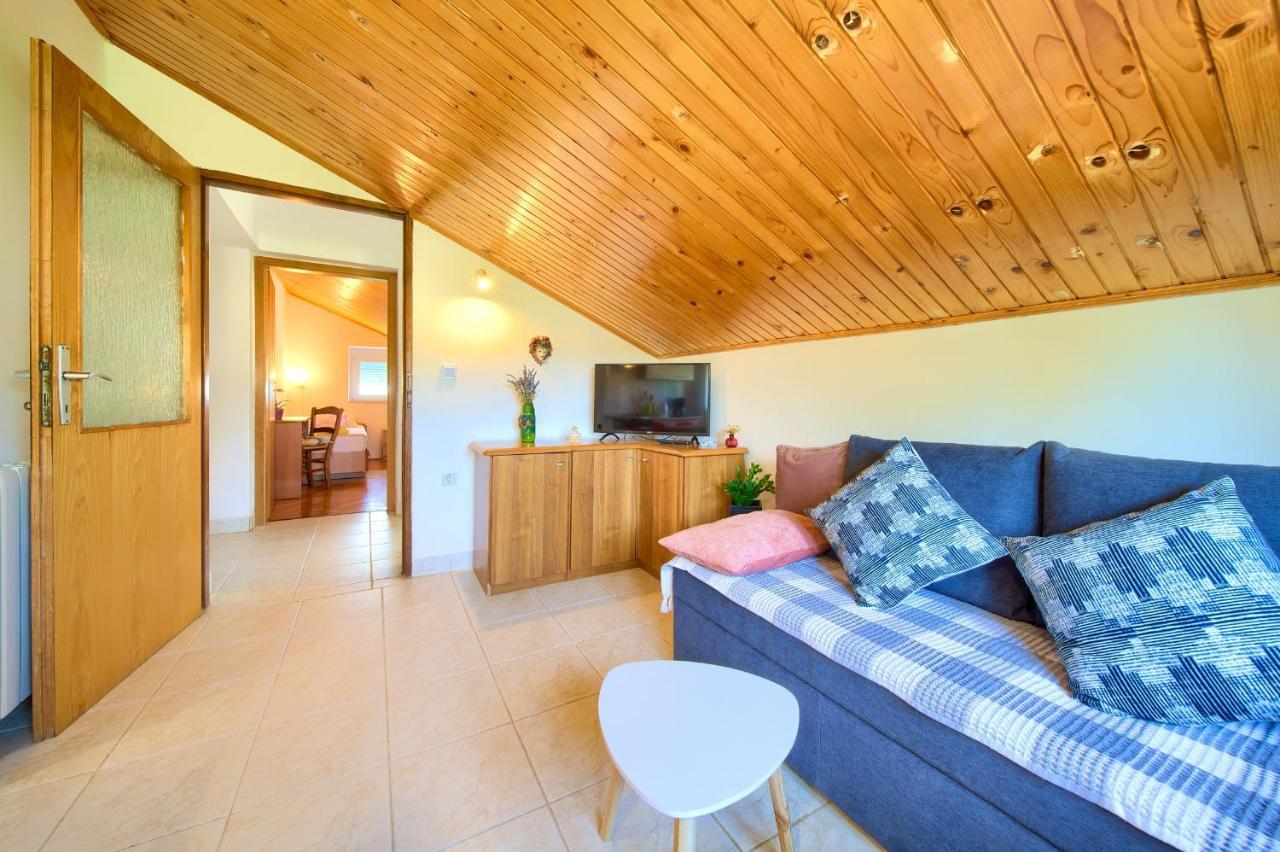 Apartment Lipovac Malinska Ngoại thất bức ảnh