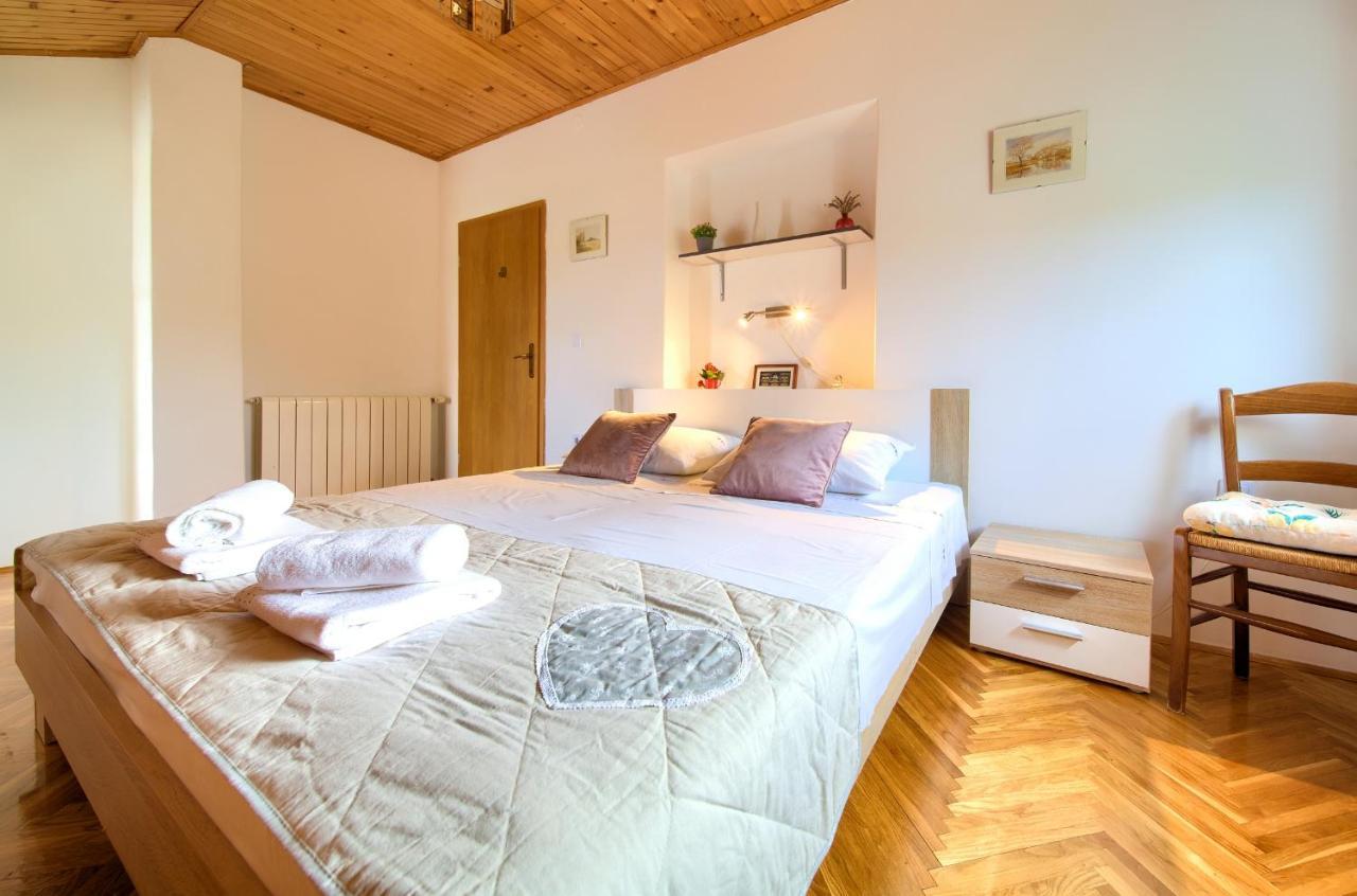 Apartment Lipovac Malinska Ngoại thất bức ảnh